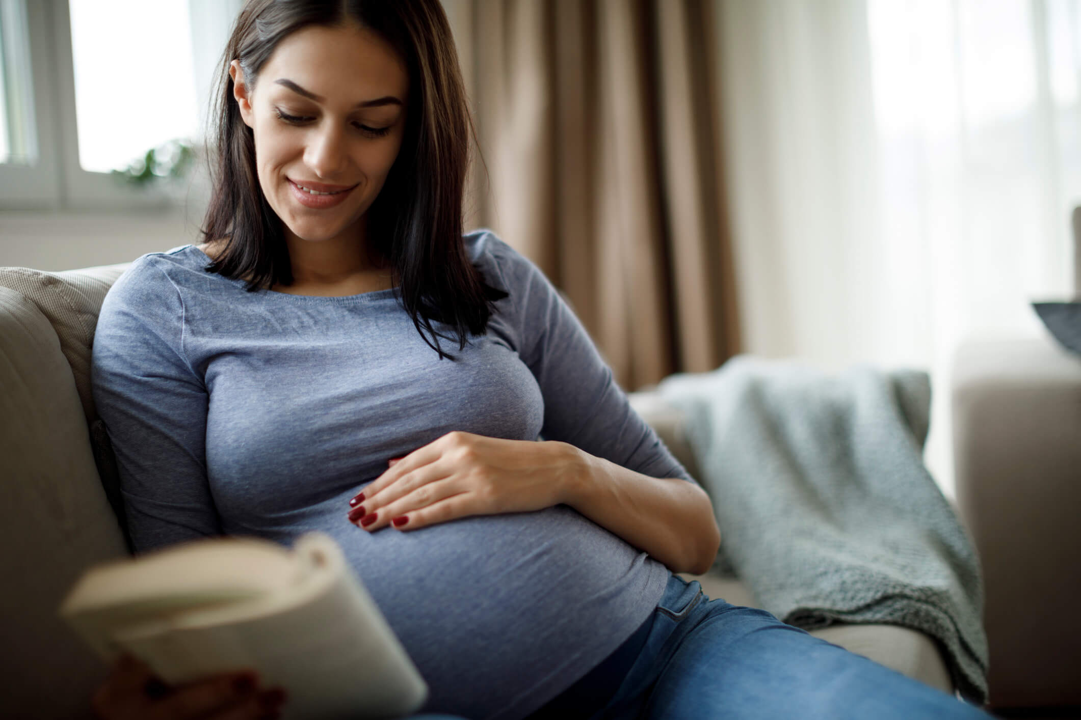Livros para gestantes: 5 leituras indicadas para a gestação