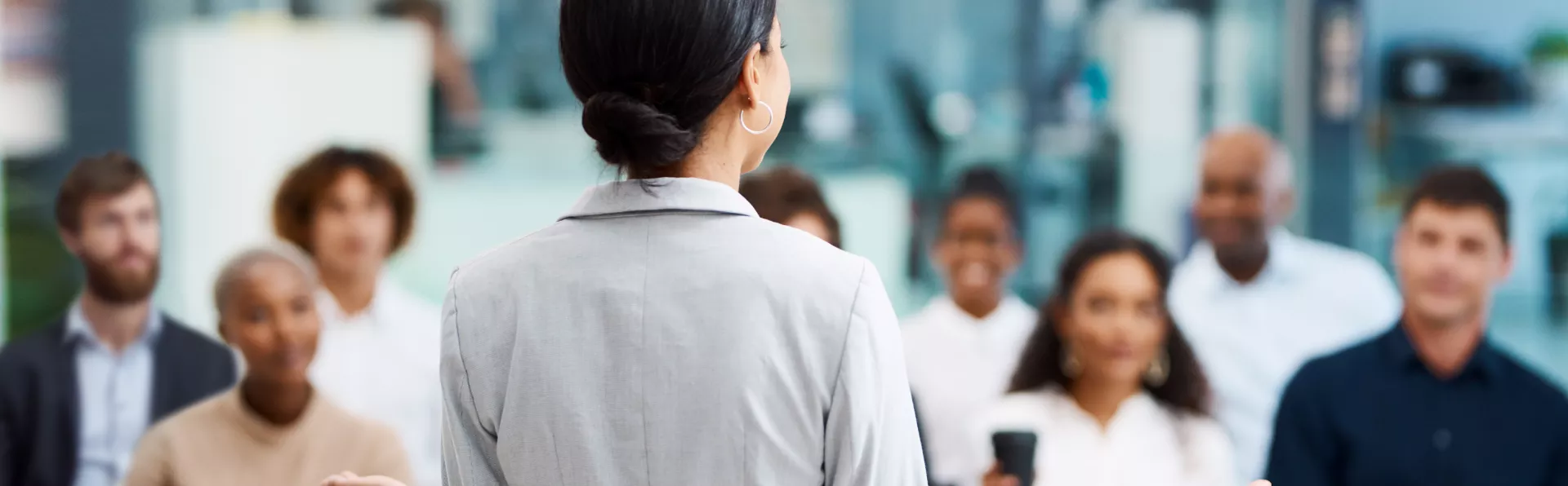 Publico assistindo apresentação