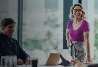 pessoas conversando pessoas conversando