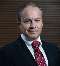Diretor-Presidente, Frederico Peret