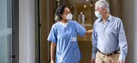 Enfermeira com paciente