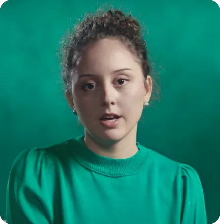 imagem de uma mulher sorrindo