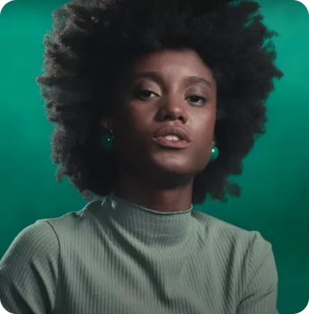 imagem de uma mulher sorrindo